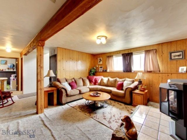 214 Beaverhead Lane, Dillon, MT 59725