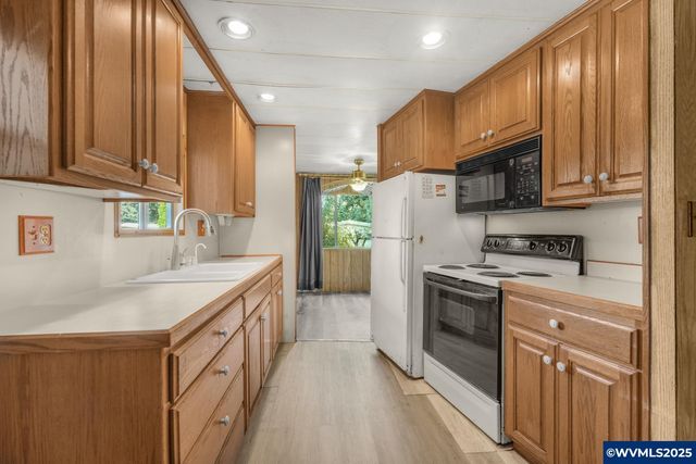 6855 20th Av, Salem, OR 97306