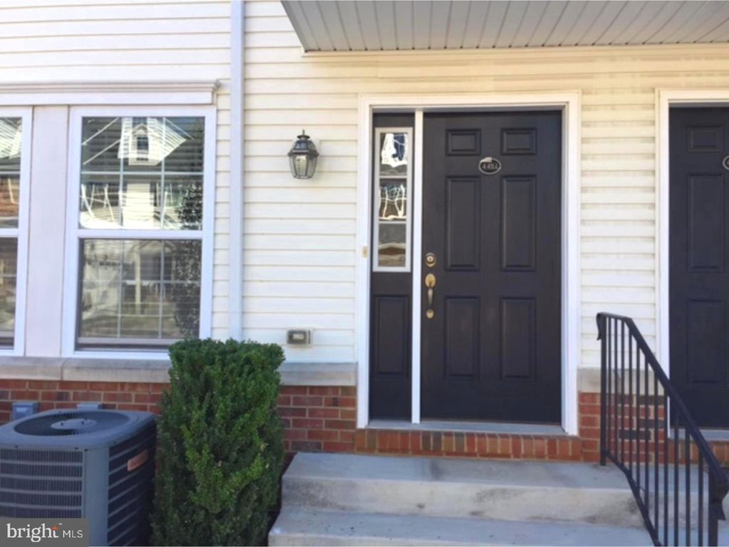 4461 RIVERVIEW LN, Philadelphia, PA 19129