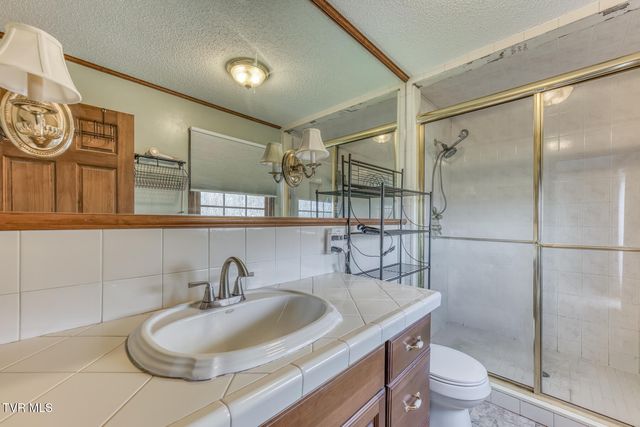 307 Sawyer Circle, Bluff City, TN 37618