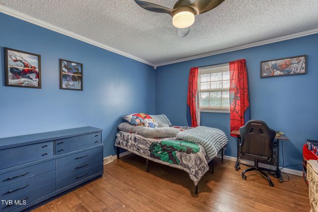 307 Sawyer Circle, Bluff City, TN 37618