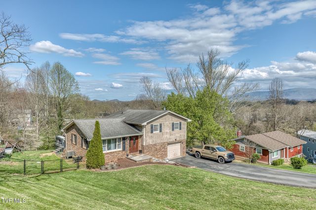 307 Sawyer Circle, Bluff City, TN 37618