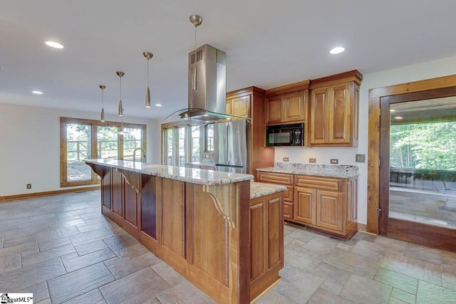 671 Rabbit Road, Travelers Rest, SC 29690