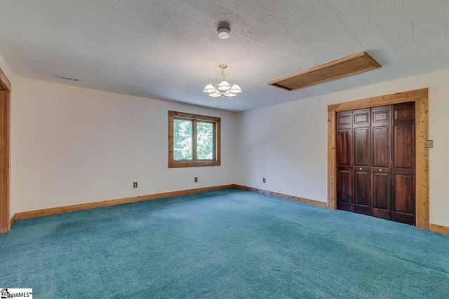 671 Rabbit Road, Travelers Rest, SC 29690