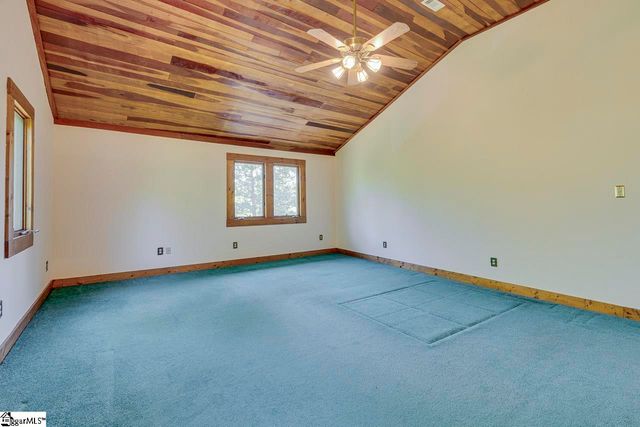 671 Rabbit Road, Travelers Rest, SC 29690