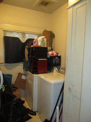 648 N Harrison, Stockton, CA 95203