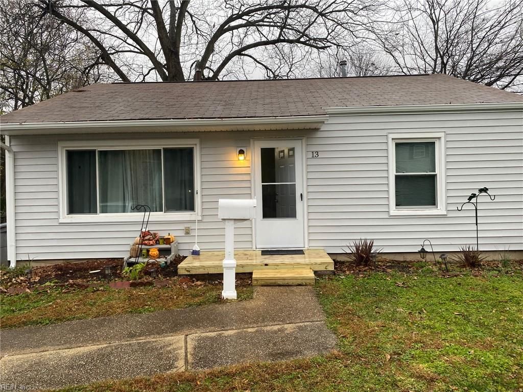13 Murray AVE, Hampton, VA 23666