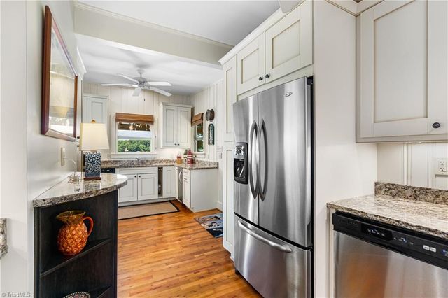 405 Waterway Drive, Lexington, NC 27292
