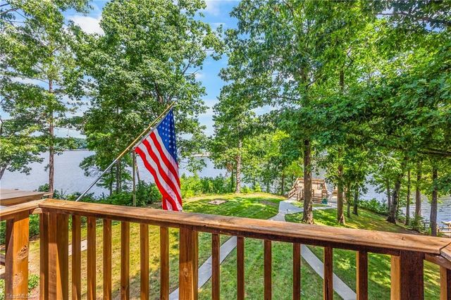 405 Waterway Drive, Lexington, NC 27292