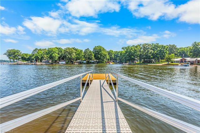 405 Waterway Drive, Lexington, NC 27292