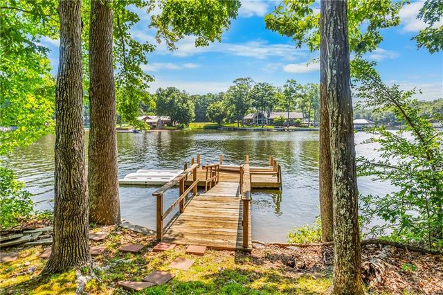 405 Waterway Drive, Lexington, NC 27292