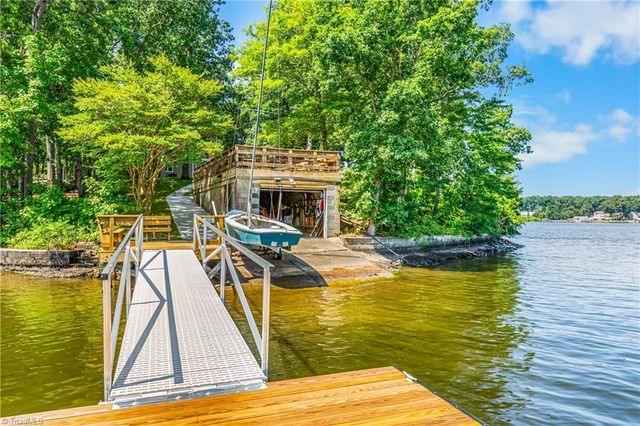 405 Waterway Drive, Lexington, NC 27292