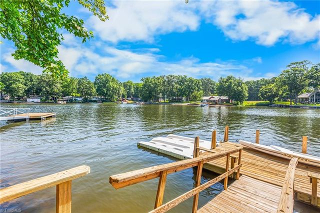 405 Waterway Drive, Lexington, NC 27292