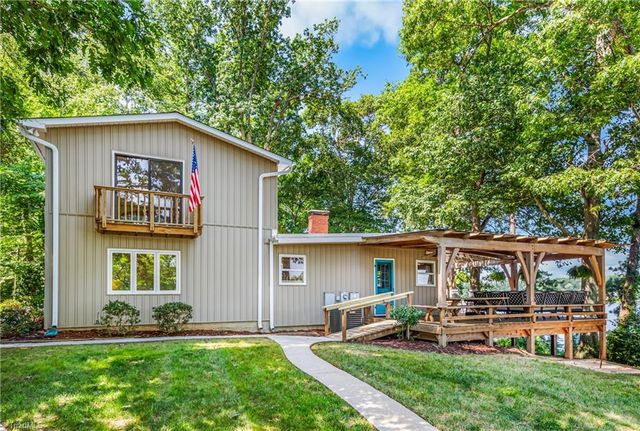 405 Waterway Drive, Lexington, NC 27292