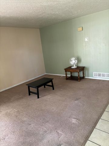 11009 Towner Avenue NE, Albuquerque, NM 87112