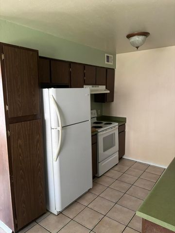 11009 Towner Avenue NE, Albuquerque, NM 87112