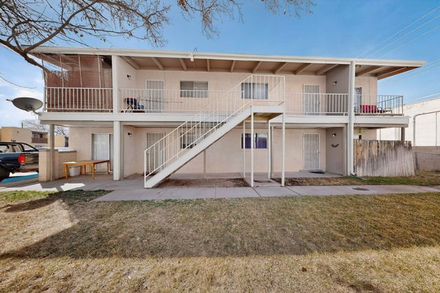 11009 Towner Avenue NE, Albuquerque, NM 87112