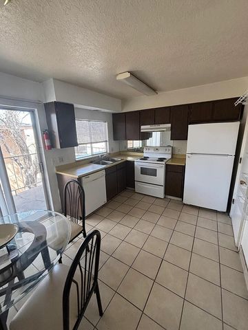 11009 Towner Avenue NE, Albuquerque, NM 87112