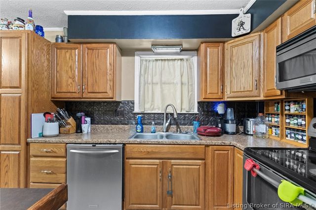 2610 S College Hills Dr, Hanover, IN 47243