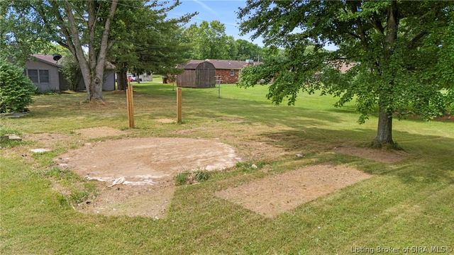 2610 S College Hills Dr, Hanover, IN 47243