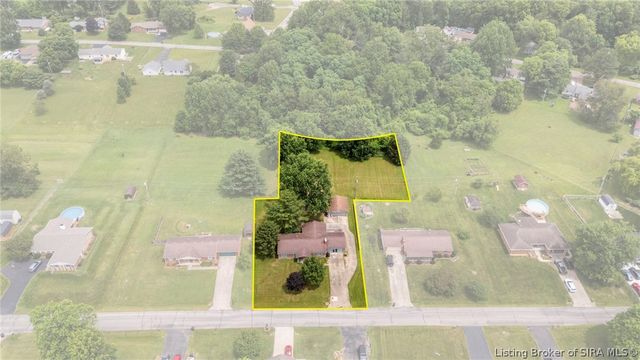 2610 S College Hills Dr, Hanover, IN 47243
