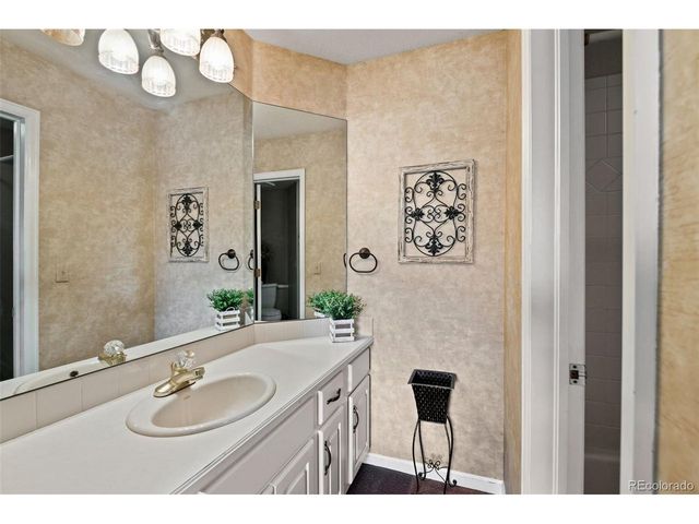 6766 Westwoods Cir, Arvada, CO 80007