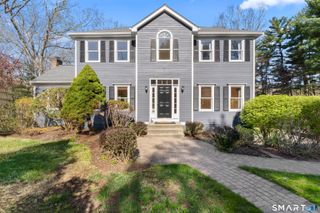 5 Beagle Trail, Newtown, CT 06482
