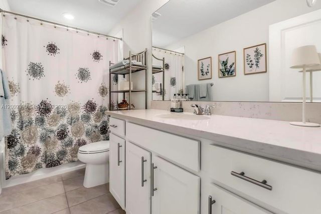 2981 Shortleaf Ave, Oakland Park, FL 33311
