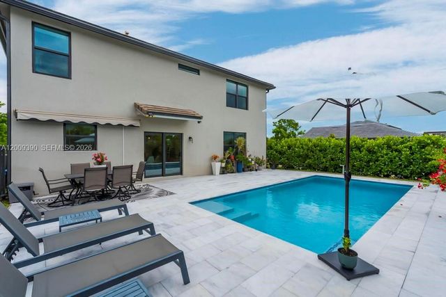 2981 Shortleaf Ave, Oakland Park, FL 33311