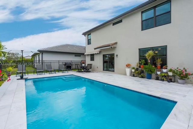 2981 Shortleaf Ave, Oakland Park, FL 33311