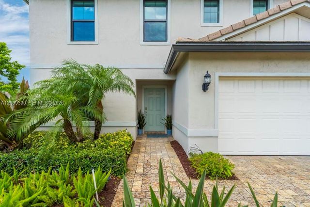 2981 Shortleaf Ave, Oakland Park, FL 33311