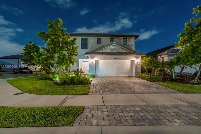 2981 Shortleaf Ave, Oakland Park, FL 33311