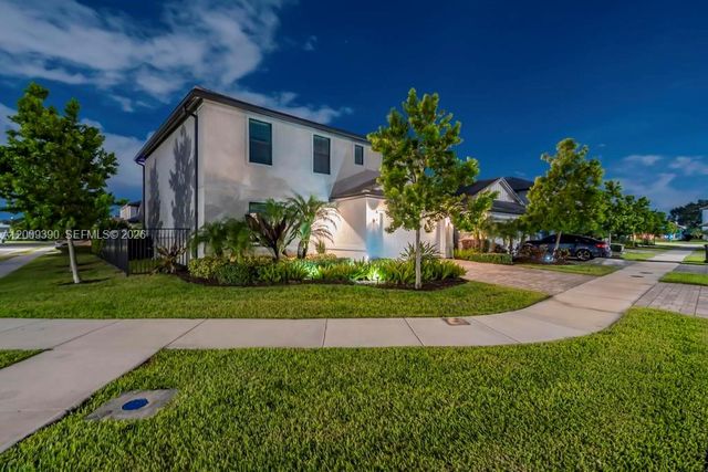 2981 Shortleaf Ave, Oakland Park, FL 33311