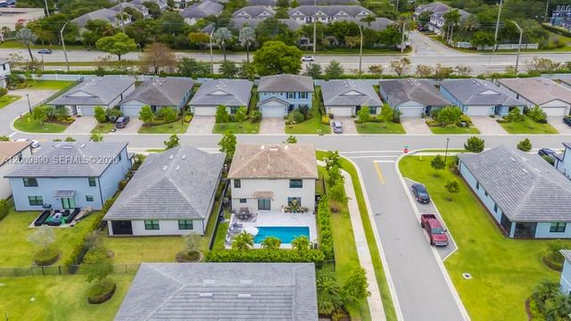 2981 Shortleaf Ave, Oakland Park, FL 33311