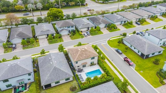 2981 Shortleaf Ave, Oakland Park, FL 33311
