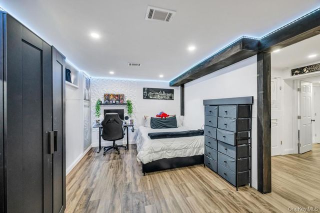 4 Beech Street, Central Islip, NY 11722