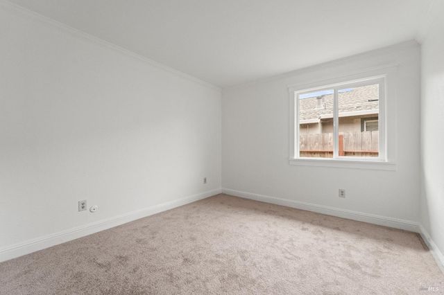 1120 Camellia Ln, Suisun City, CA 94585