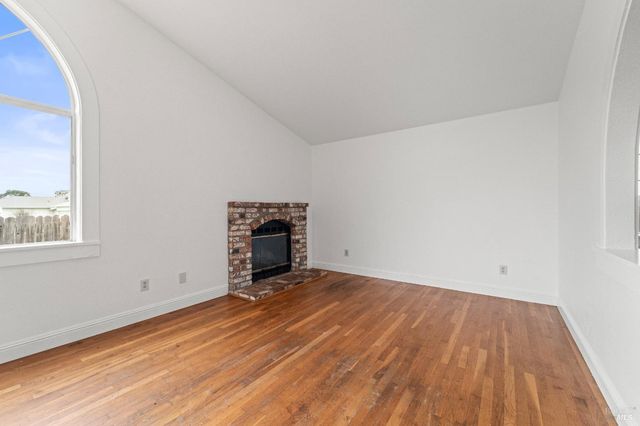 1120 Camellia Ln, Suisun City, CA 94585