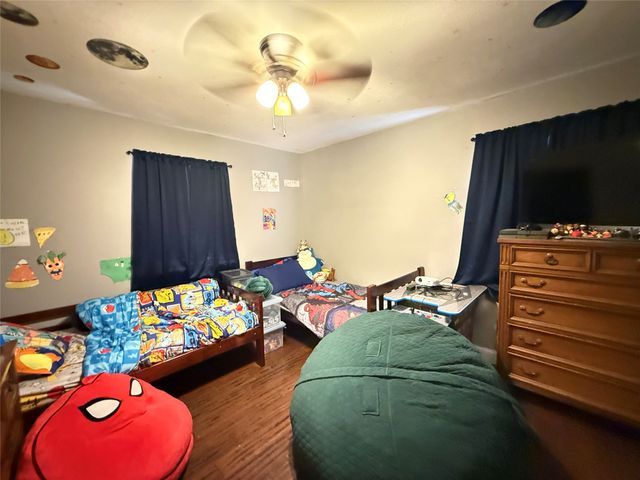 288 County Road 4430, Whitewright, TX 75491