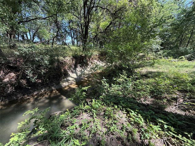 288 County Road 4430, Whitewright, TX 75491