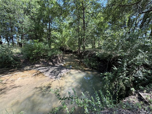 288 County Road 4430, Whitewright, TX 75491