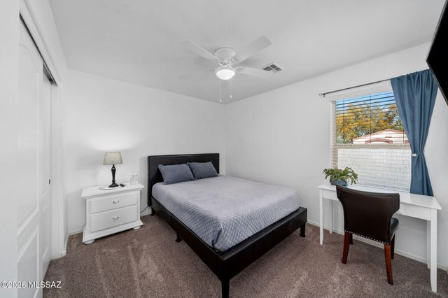 1340 W Vuelta Las Campanas, Sahuarita, AZ 85629