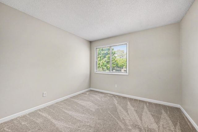 6123 78th Avenue N, Brooklyn Park, MN 55443