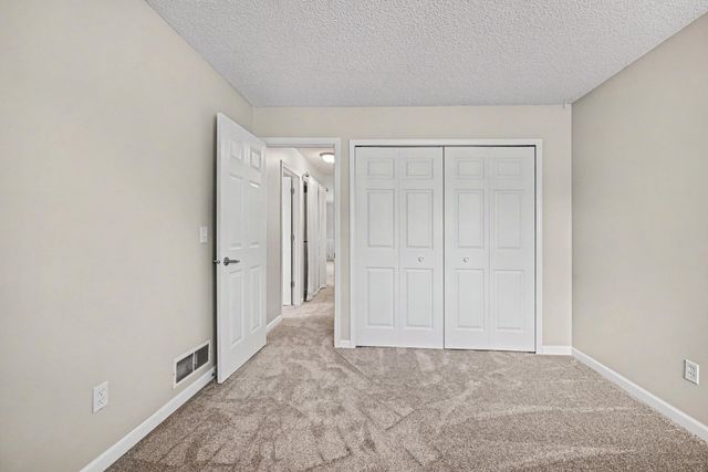 6123 78th Avenue N, Brooklyn Park, MN 55443