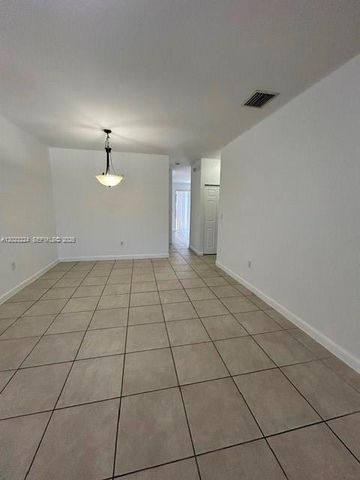 11376 SW 233rd St 11376, Homestead, FL 33032