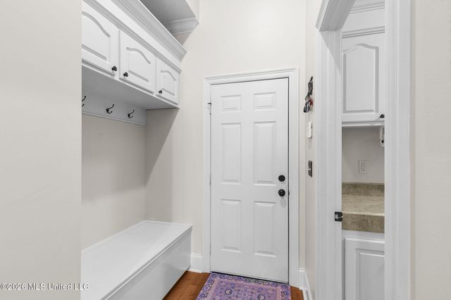 110 Willow Crest Circle, Brandon, MS 39047