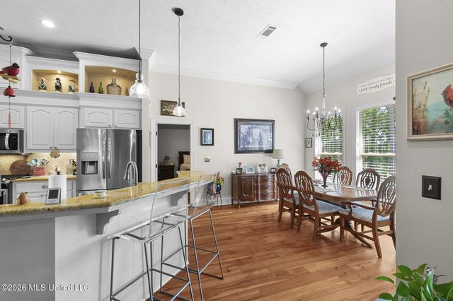 110 Willow Crest Circle, Brandon, MS 39047