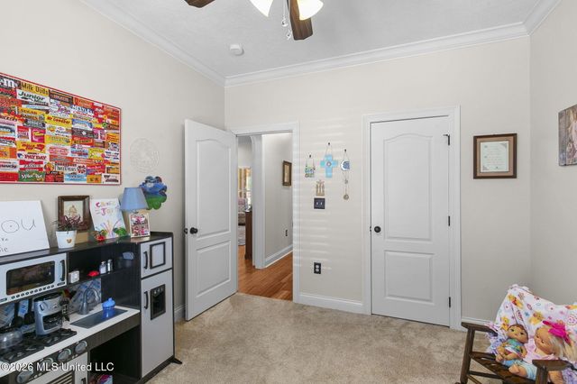 110 Willow Crest Circle, Brandon, MS 39047
