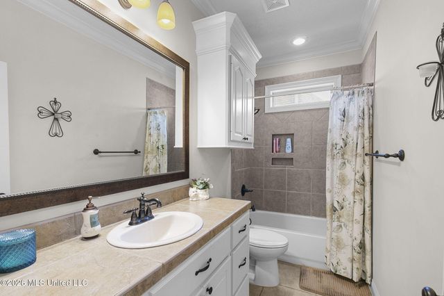 110 Willow Crest Circle, Brandon, MS 39047