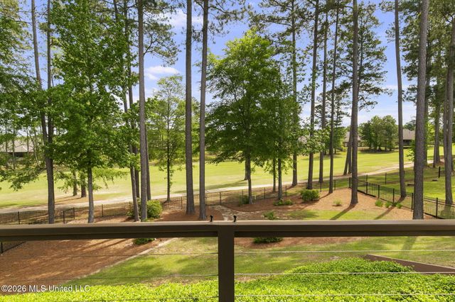110 Willow Crest Circle, Brandon, MS 39047